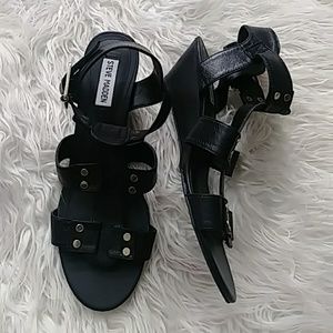 Steve madden size 10 leather sandals